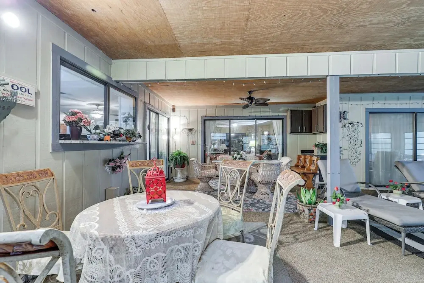 Spacious Brandon Home: 10 Mi to Downtown Tampa!