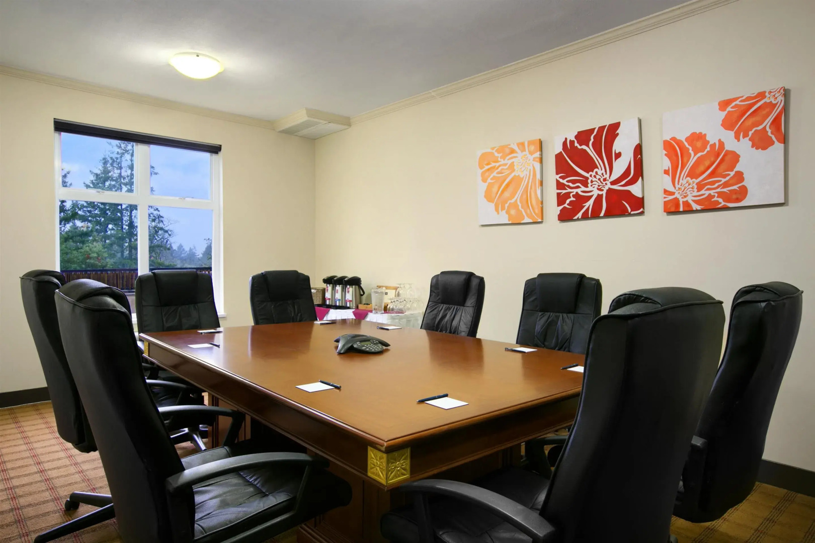 Four Points by Sheraton Victoria Gateway