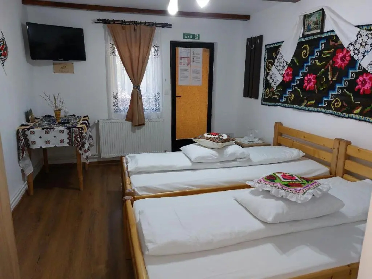 Pensiune agroturistică "Casa Teodora"