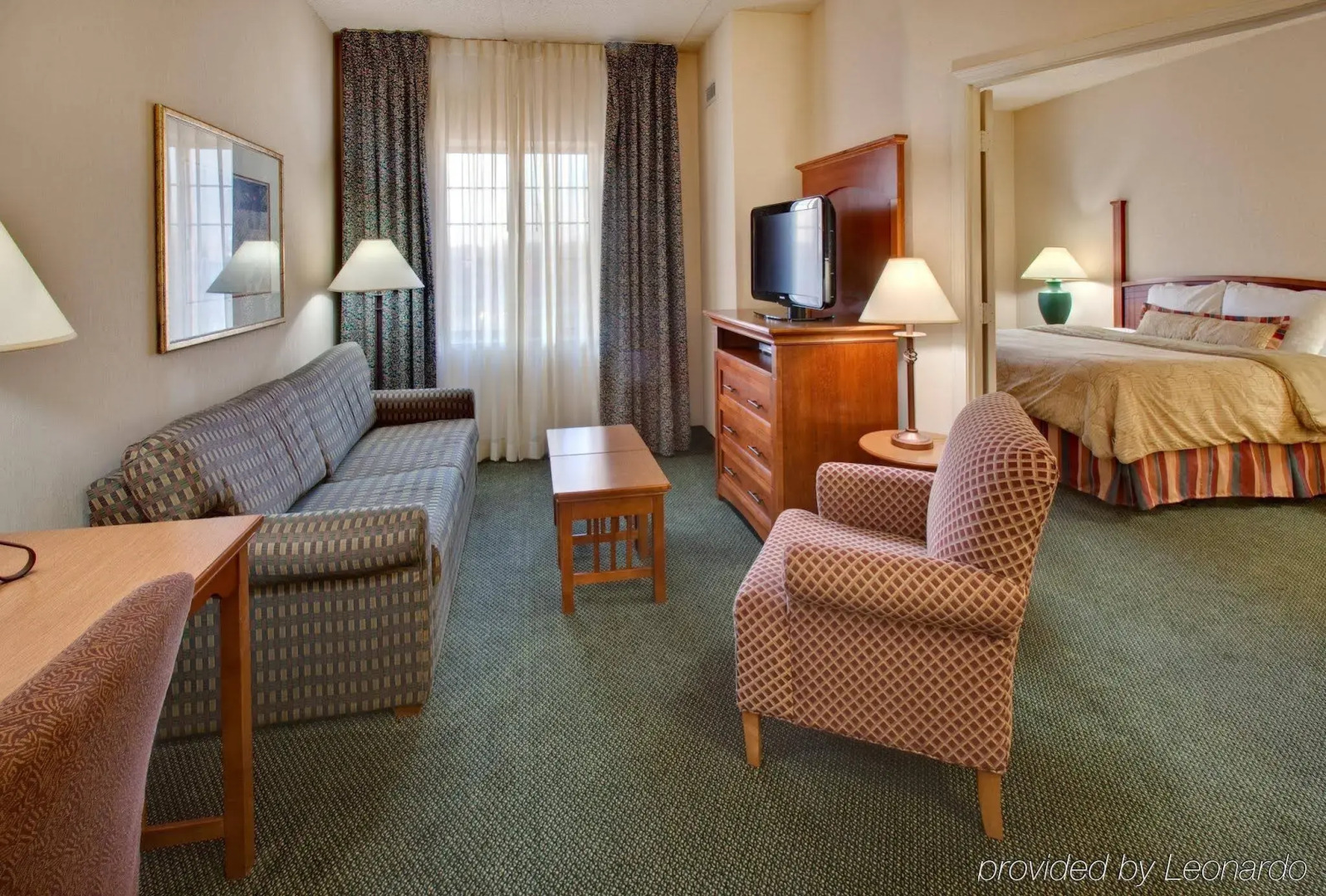 Staybridge Suites Chicago-Oakbrook Terrace by IHG