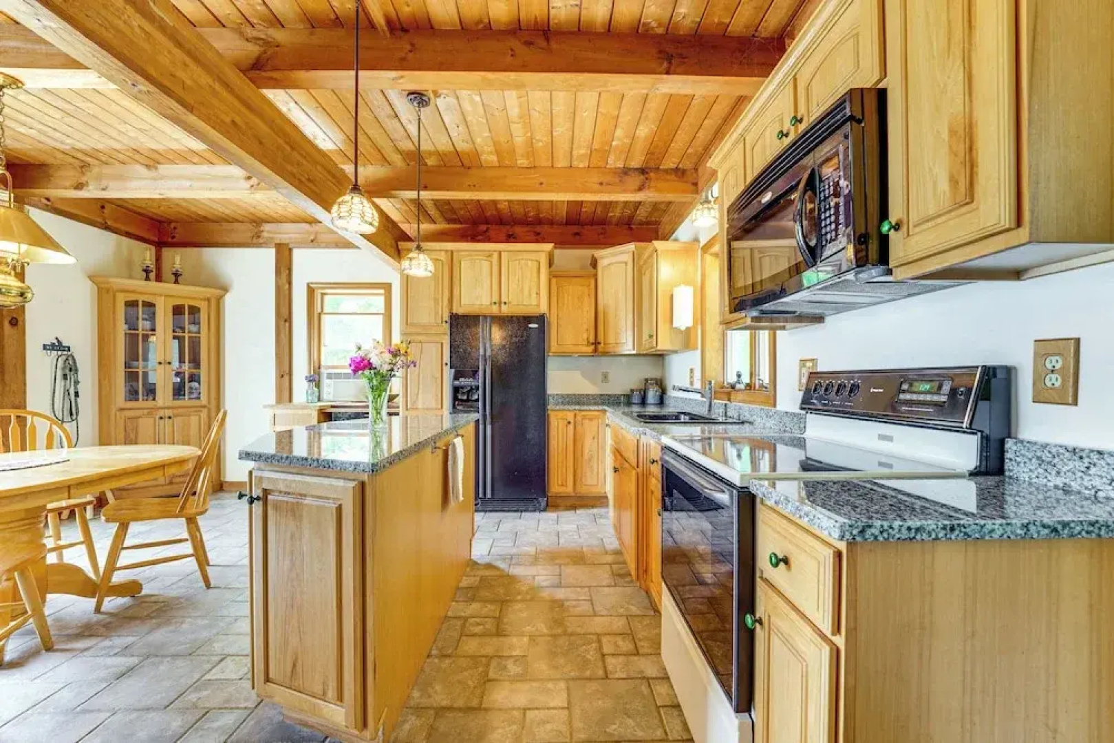 Boat & Kayak Nearby: Barters Island Home w/ Views