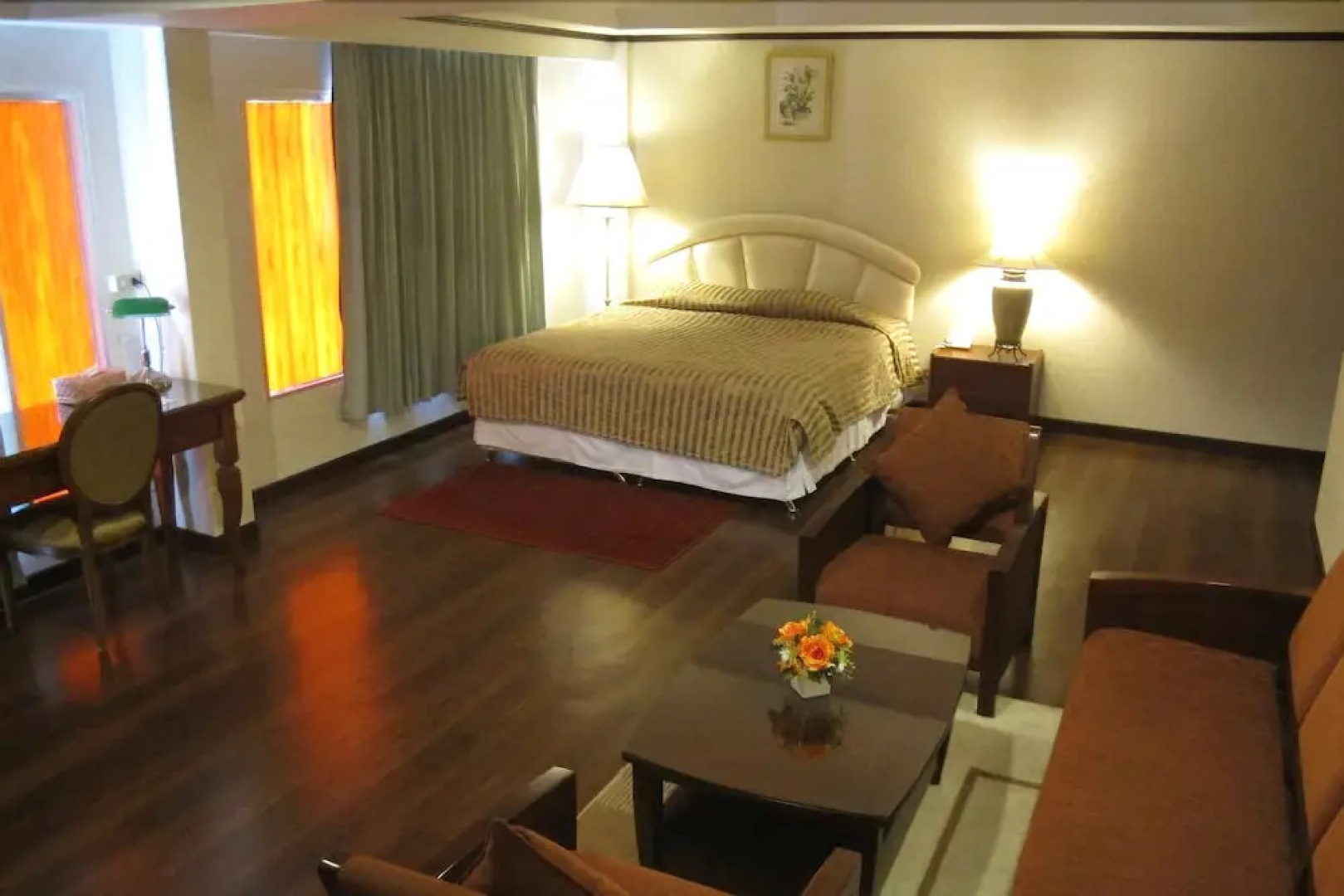 Beverly Hill Park Hotel