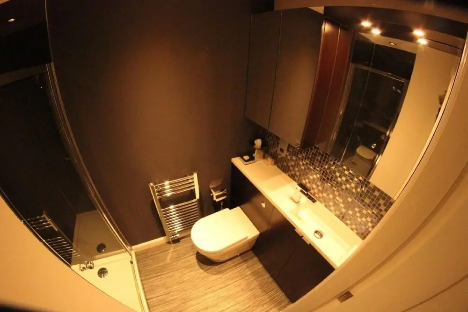 Shorehead Guest House