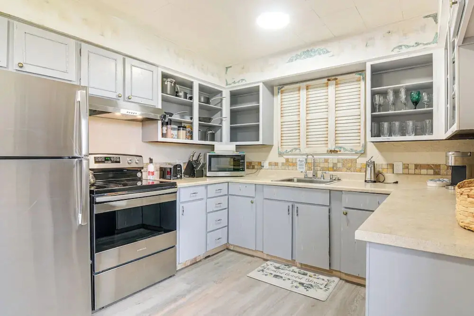 Tropic Getaway Near Bryce Canyon National Park!