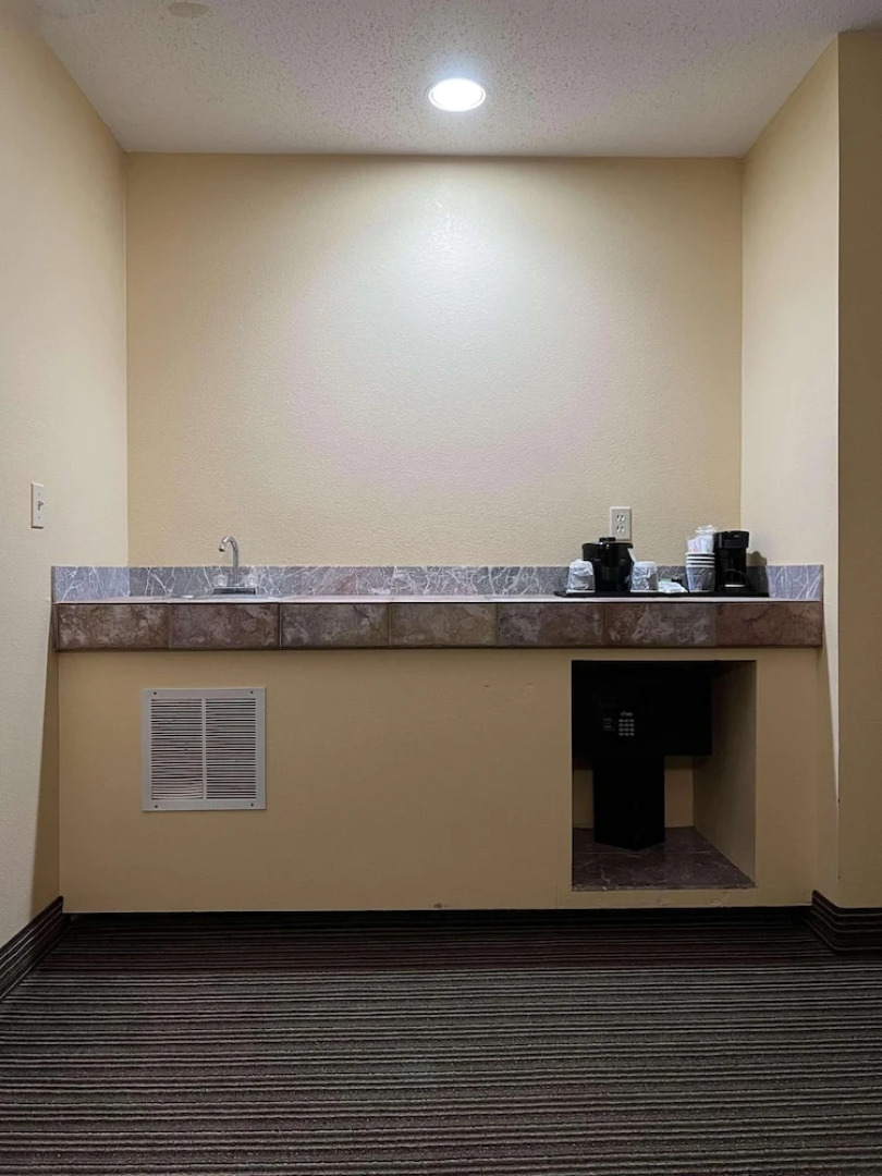 Country Inn & Suites by Radisson Battle Creek MI