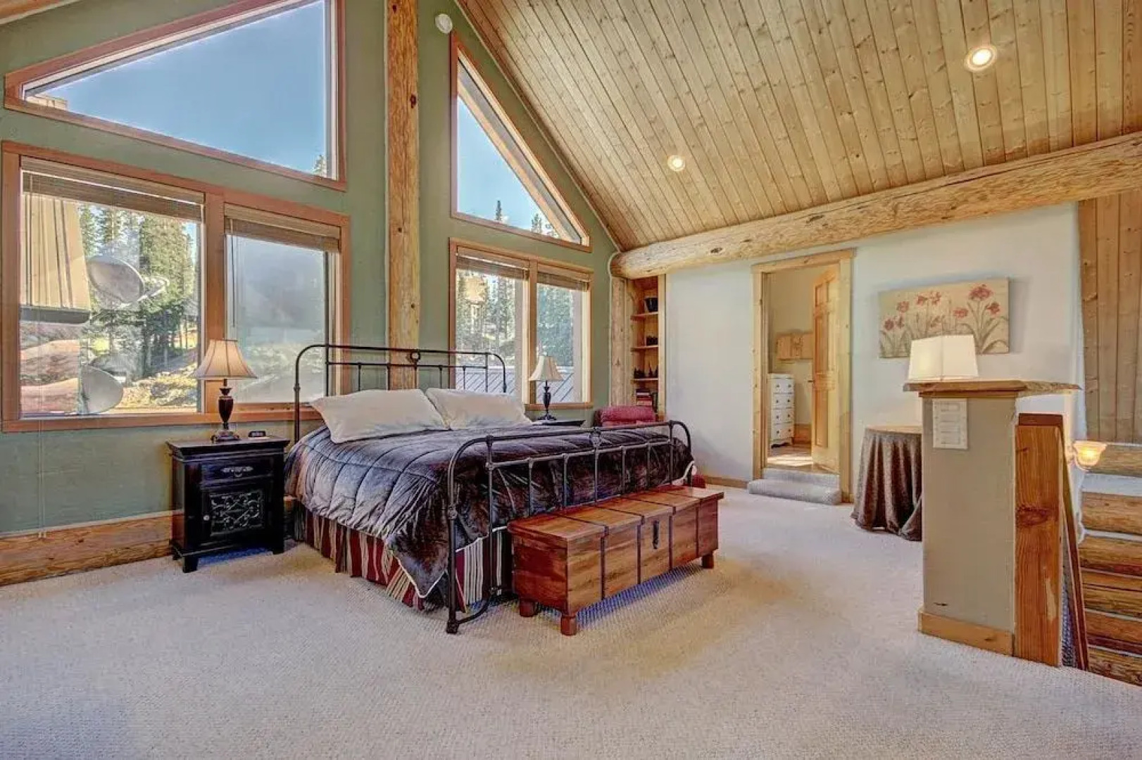 Quandary View Lodge by RedAwning