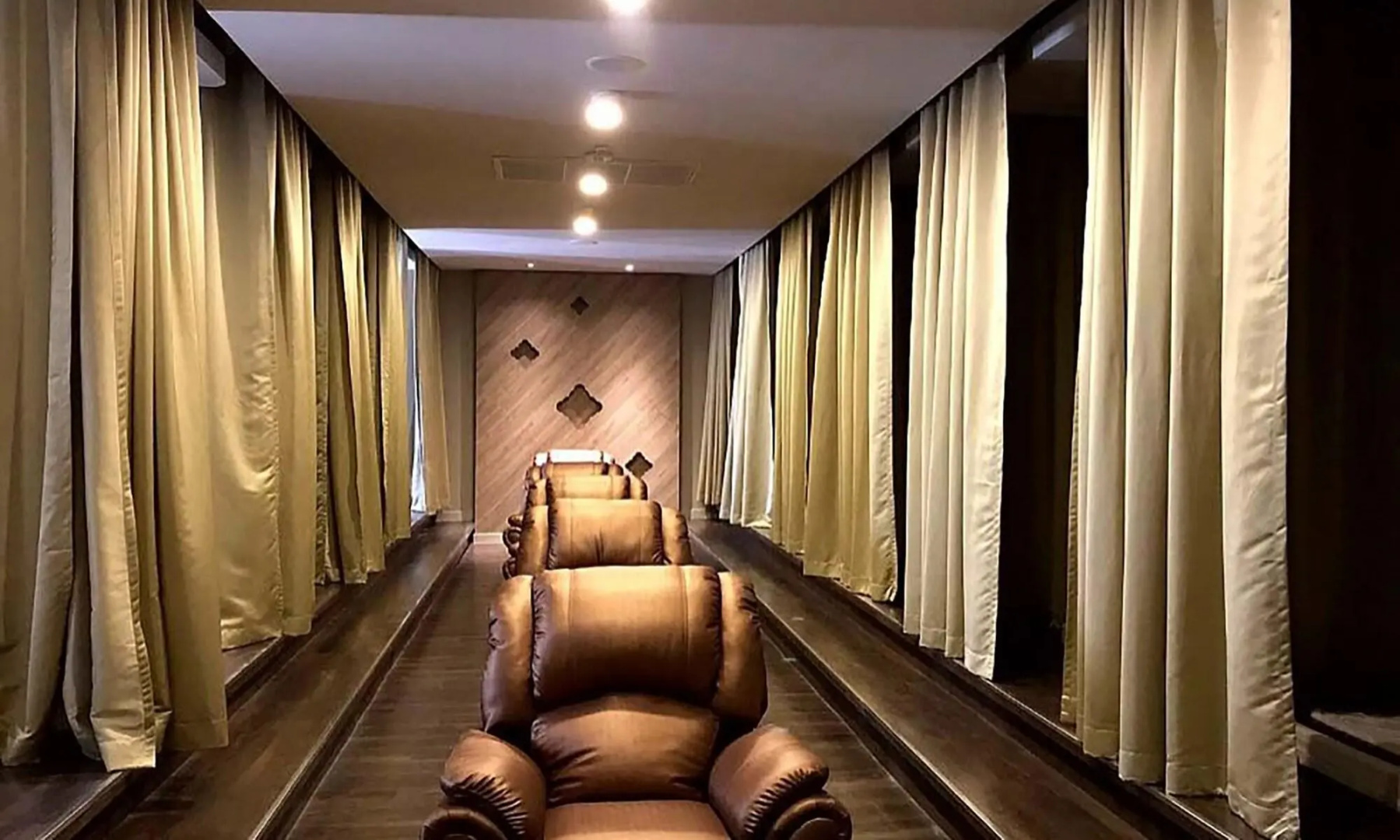 Divalux Resort & Spa Bangkok, Suvarnabhumi Airport