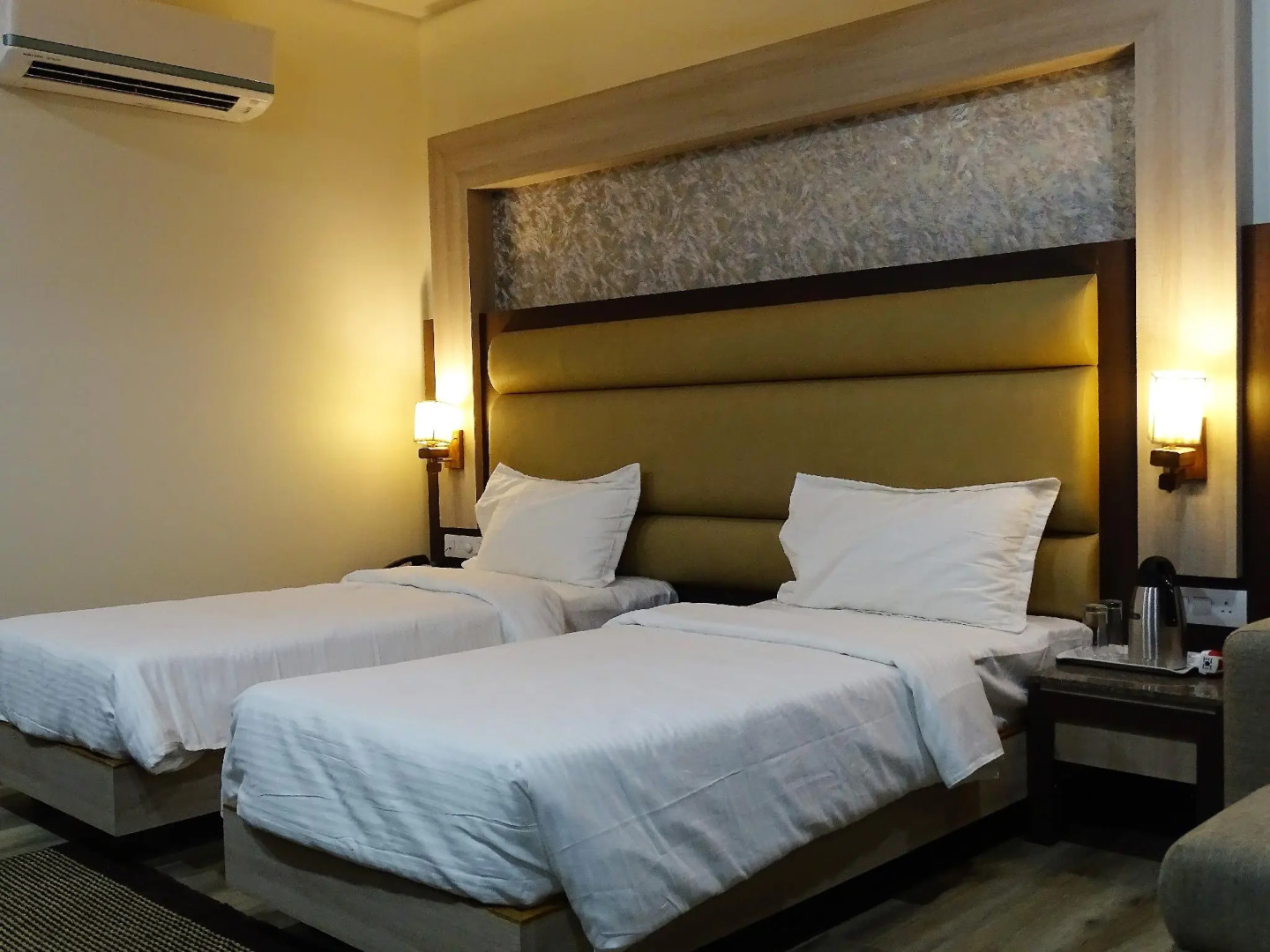 Hotel Continental Blue