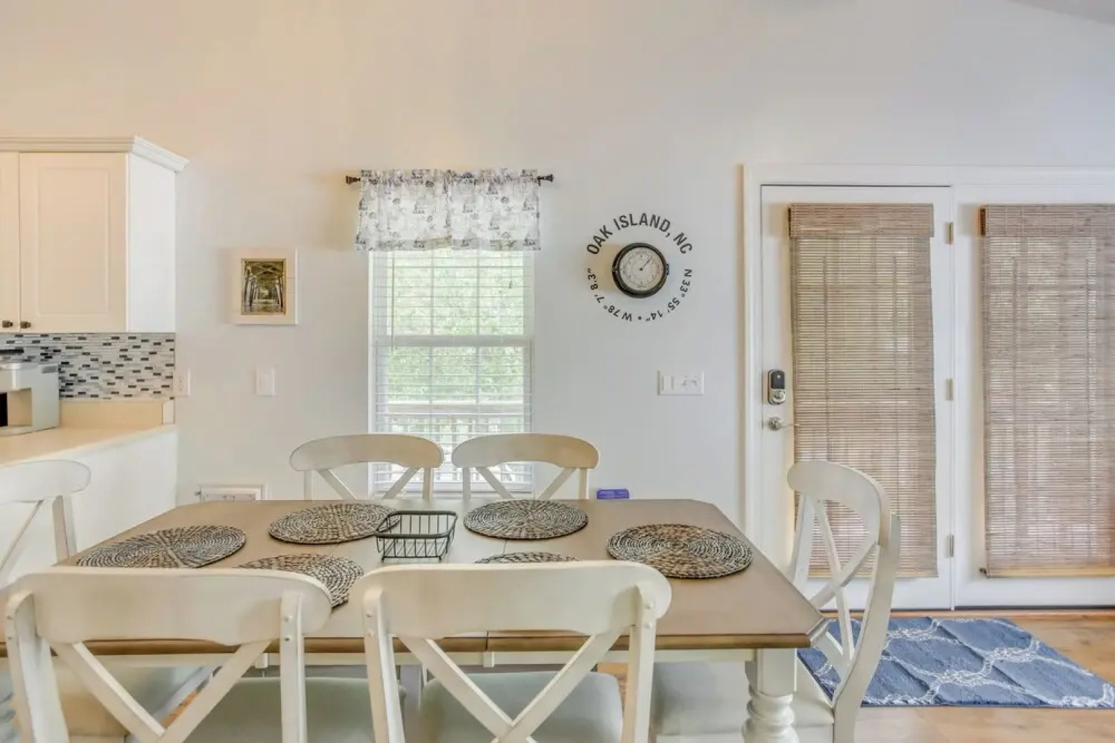 Charming Oak Island Home 1 Mi to Beach!