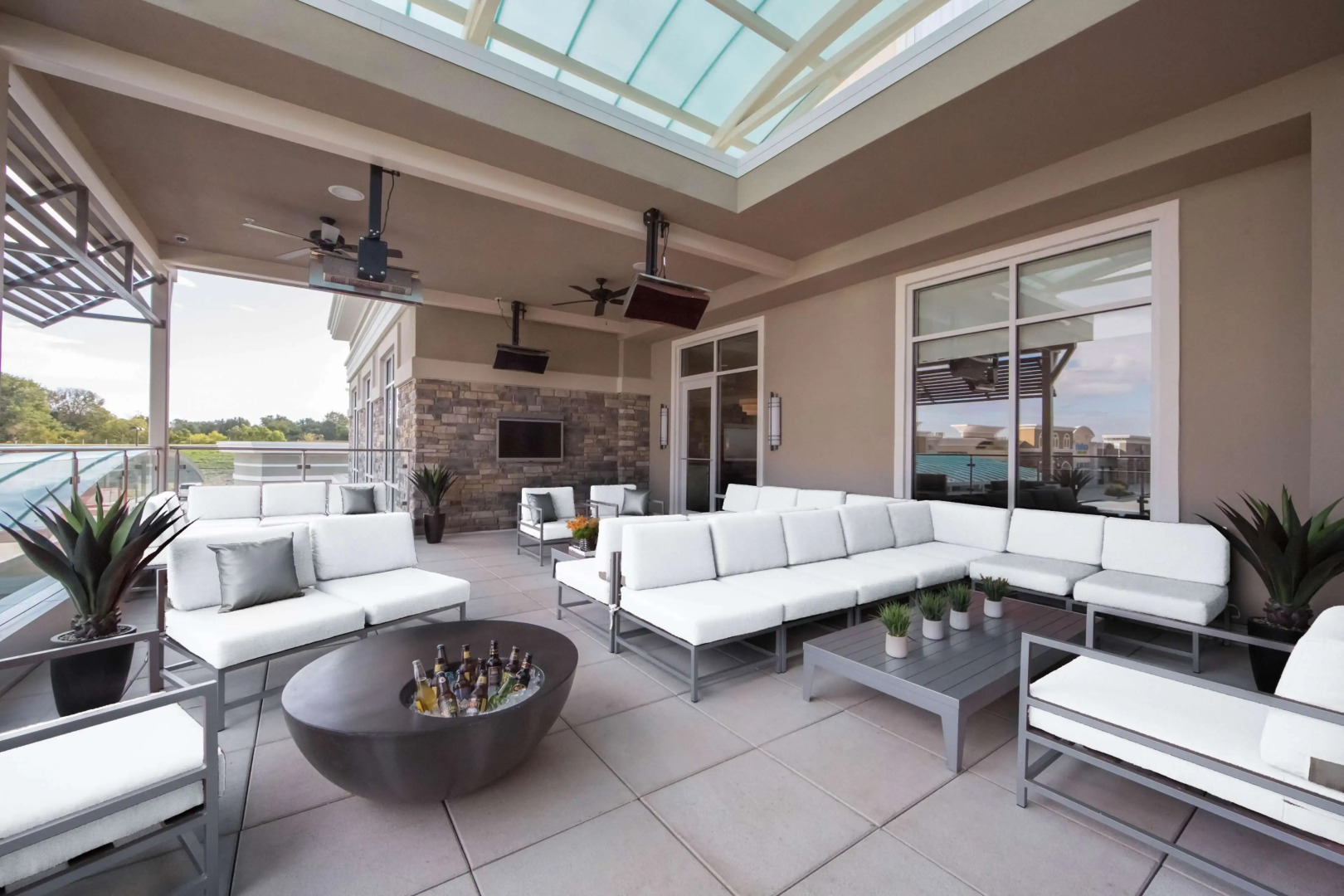 Embassy Suites by Hilton Kansas City Olathe