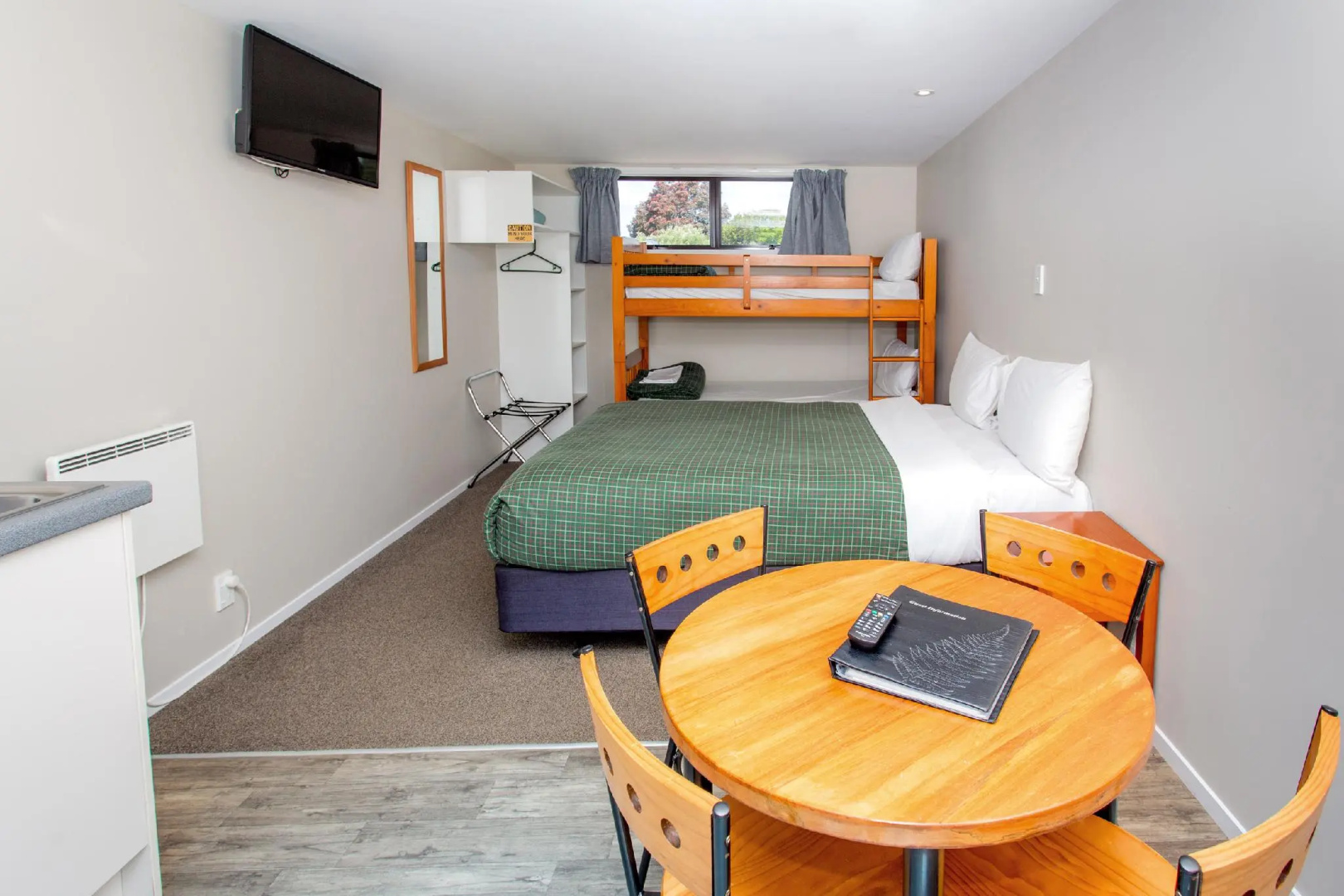 Tasman Holiday Parks – Beachaven