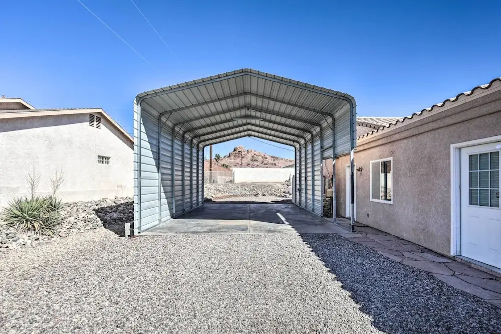 Heated Pool & Game Room: Lake Havasu Retreat