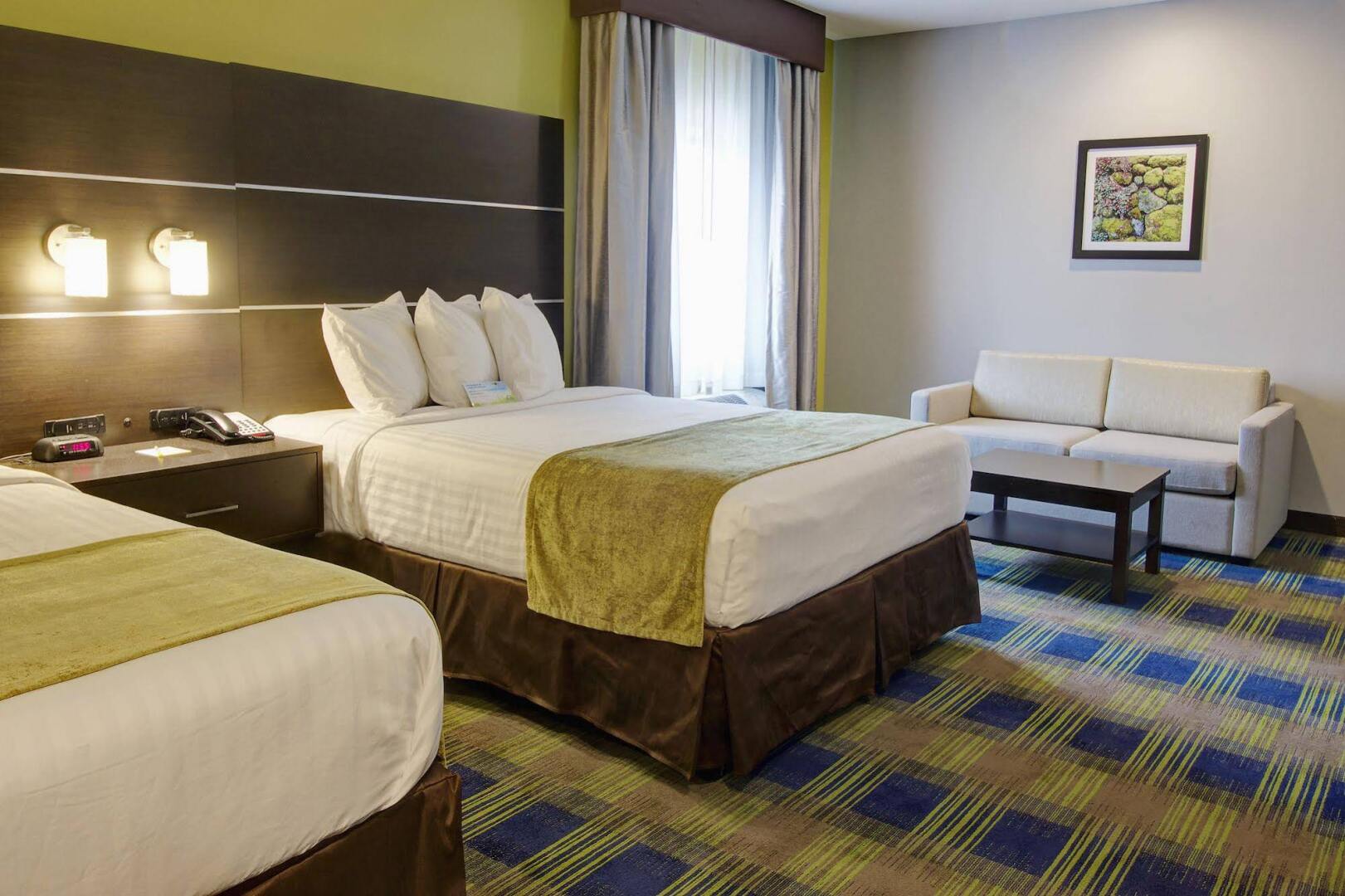 Days Inn & Suites Port Arthur