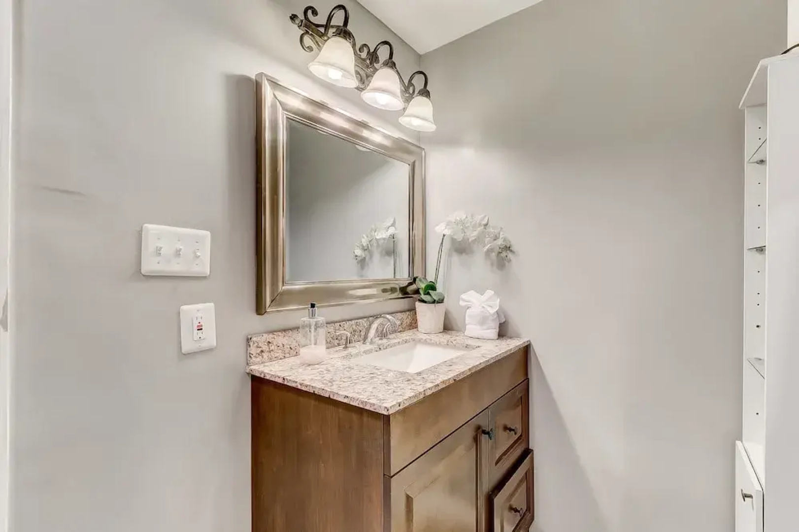 Luxury Home Steps From Convcenter&stadiums&harbor