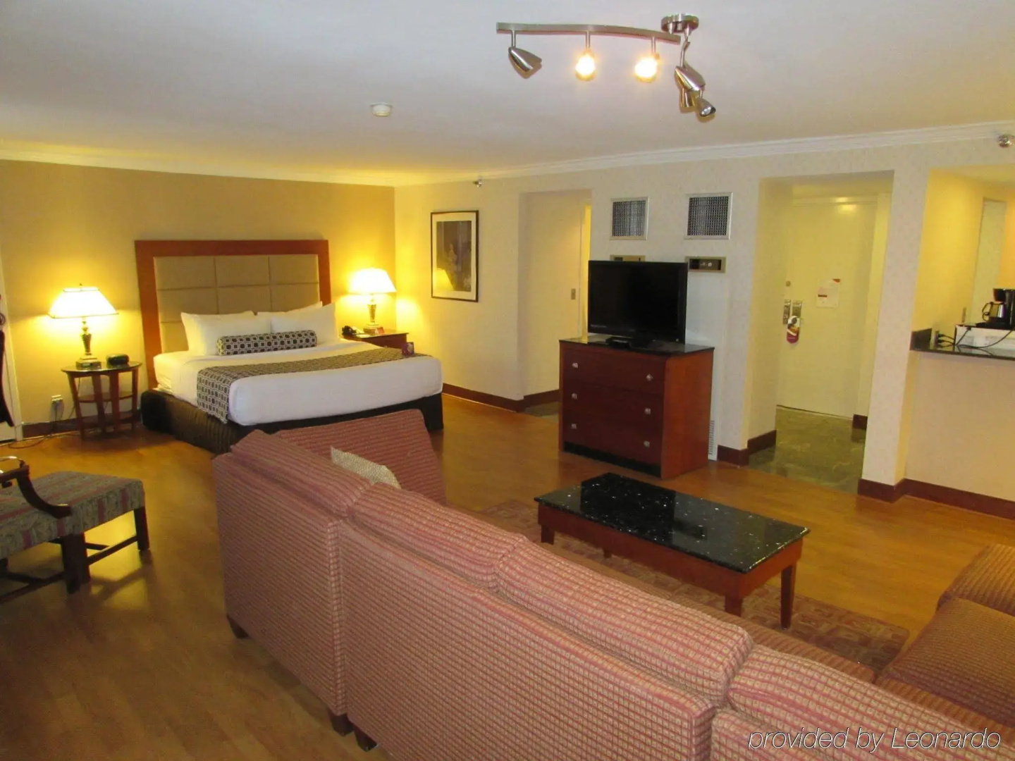 Delta Hotels by Marriott Richmond Downtown