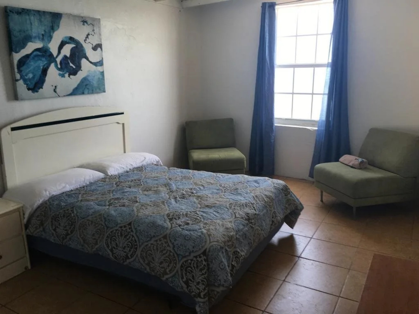 Discovery Inn Suites at 681 Ocean Drive