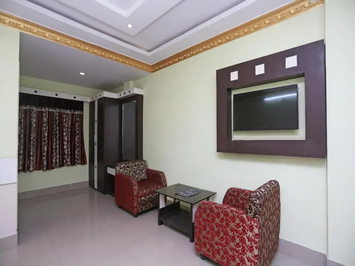 The Coral by OYO Rooms