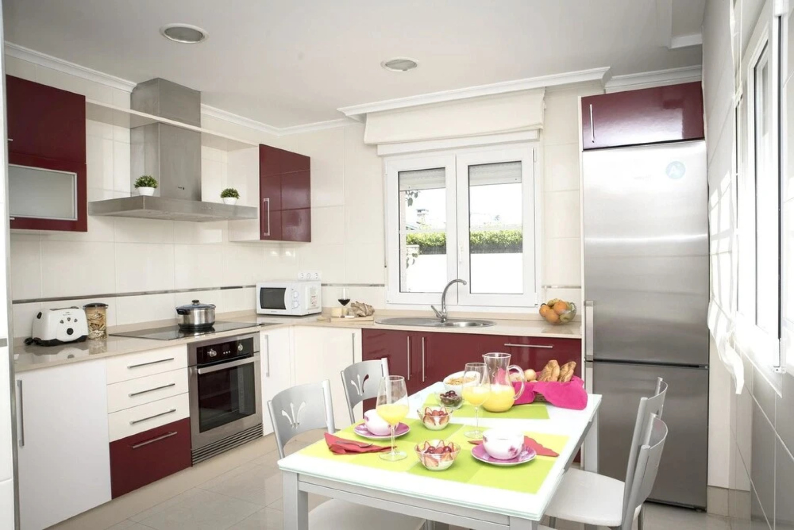 House With 4 Bedrooms in Burela, With Wonderful sea View and Enclosed