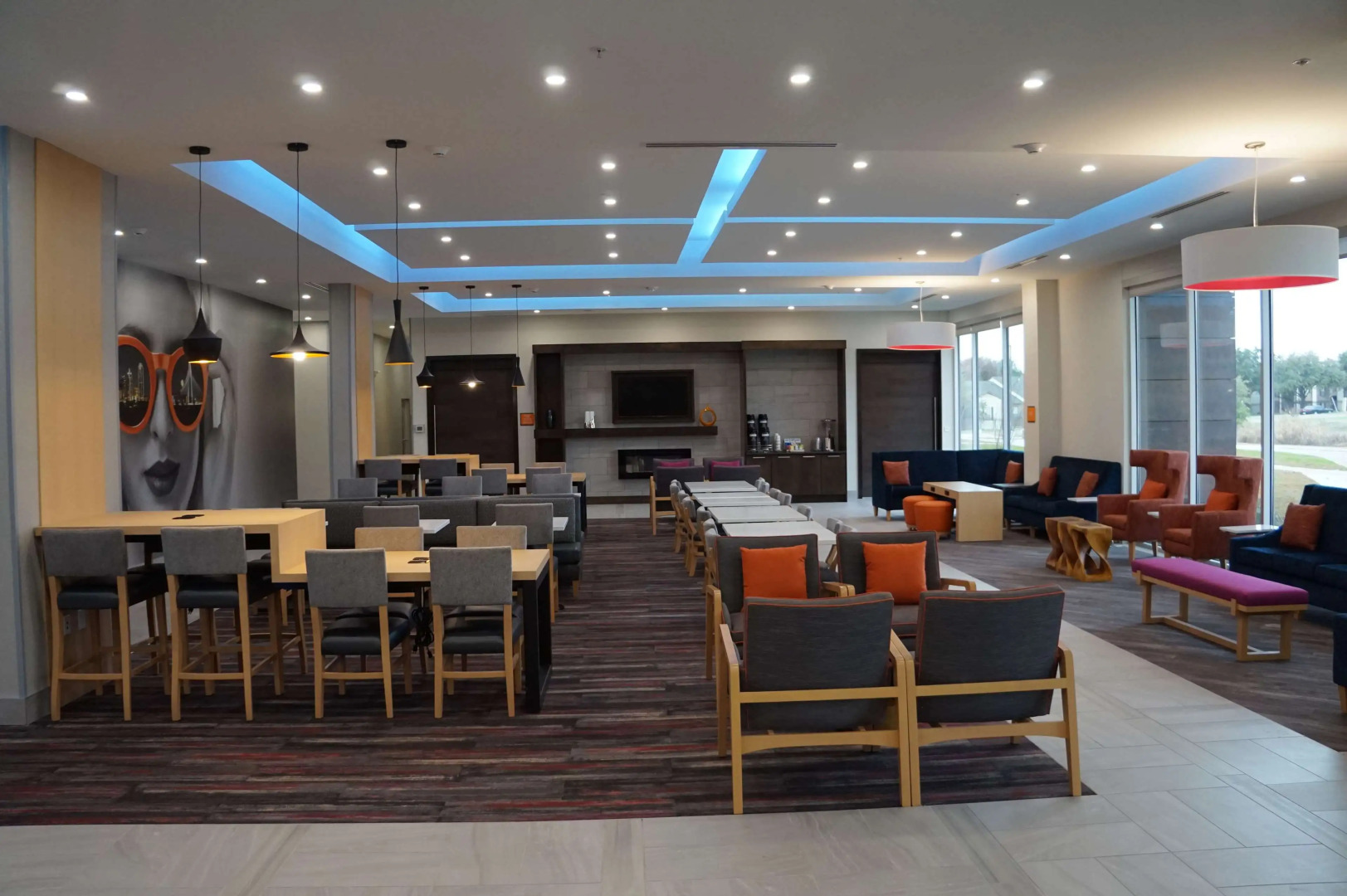 La Quinta Inn & Suites by Wyndham Lewisville