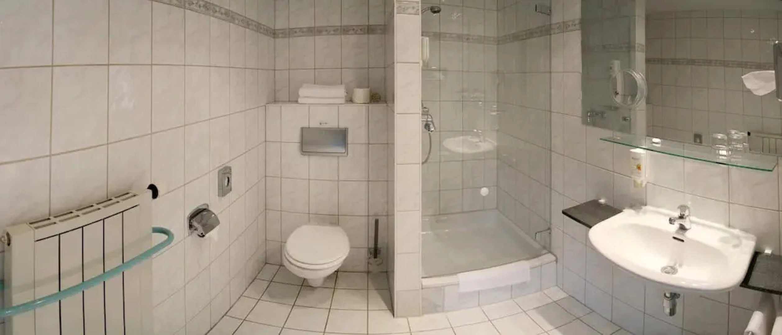 Hotel & Restaurant 5 Linden