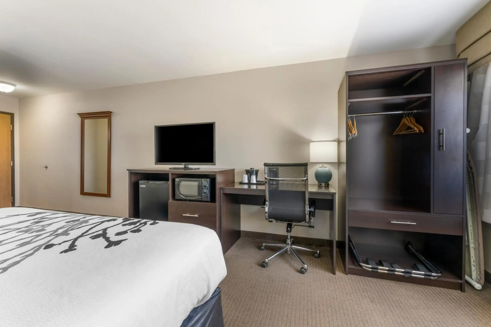 Sleep Inn & Suites Hays I-70