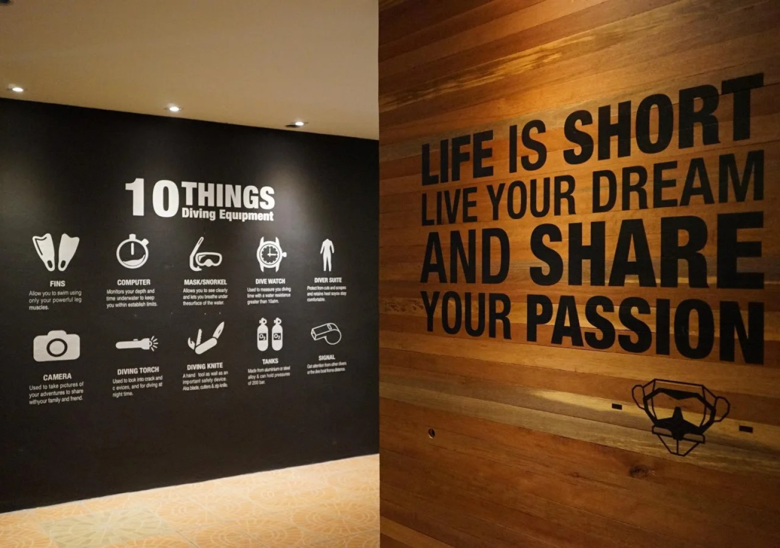 Monkey Dive Hostel Khaolak