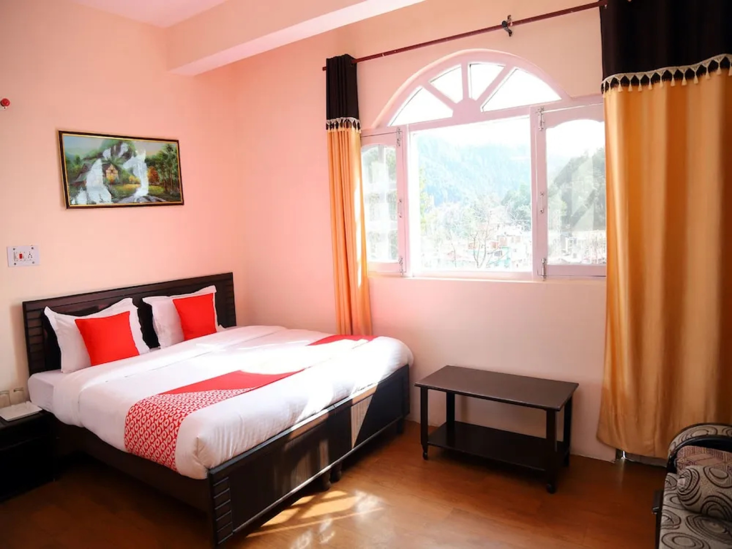 OYO 12195 Home 2RK Moutain View Mashobra