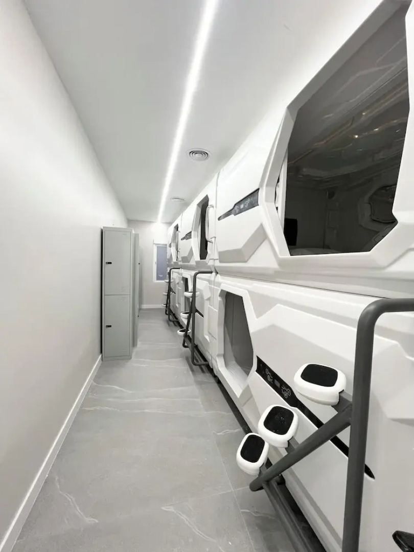 Hostel Space Capsule