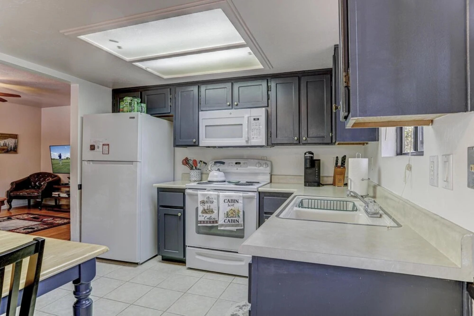 Bloody Basin Pine 2 Bedroom Cabin by Redawning