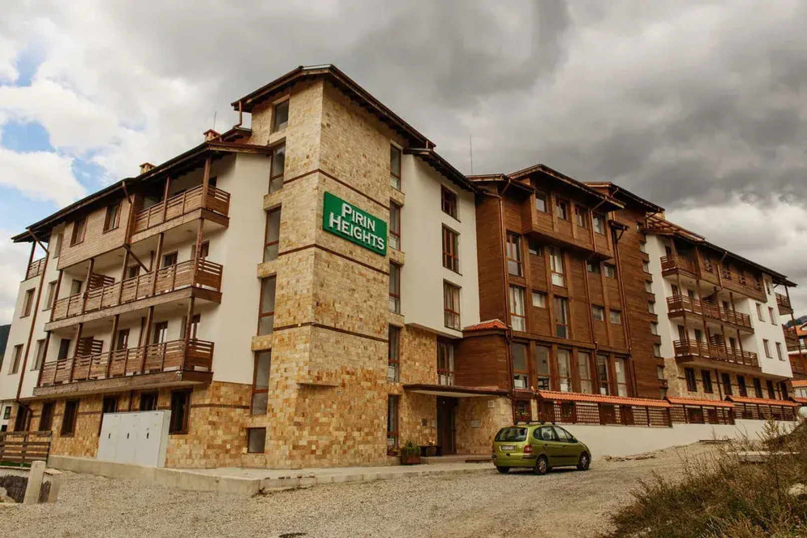 Pirin Heights Holiday Apartments