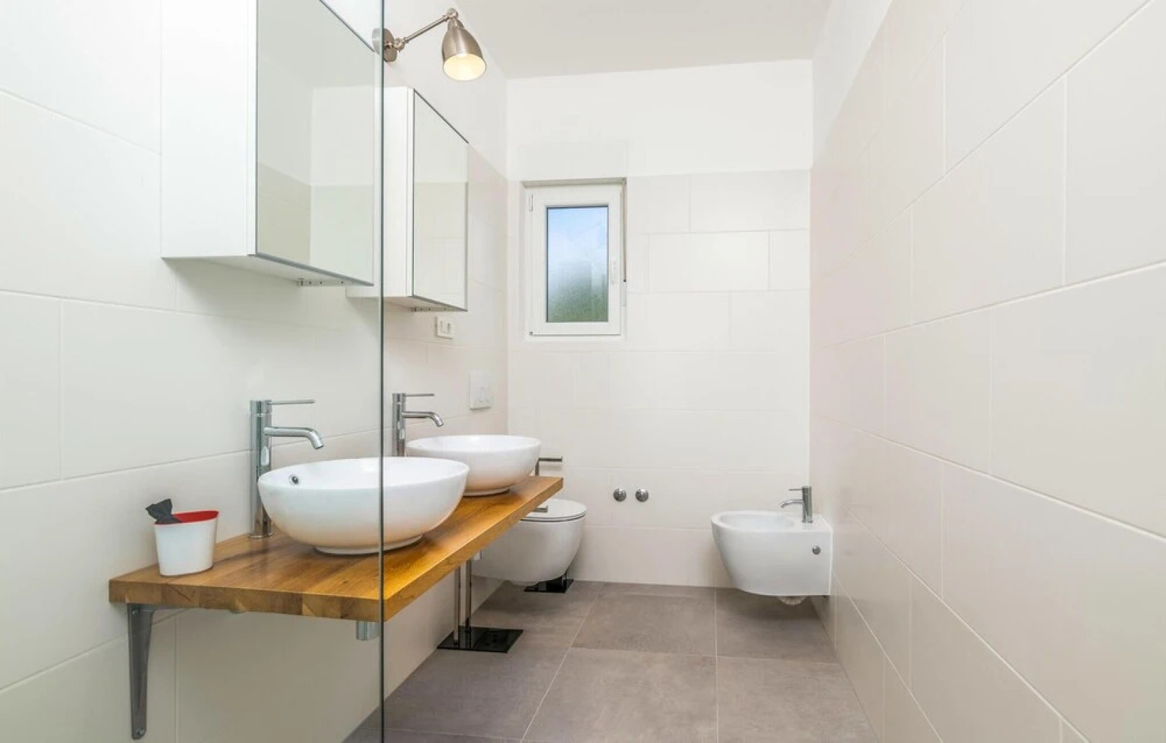 Beautiful Home in Vrh With Outdoor Swimming Pool, Wifi and 3 Bedrooms