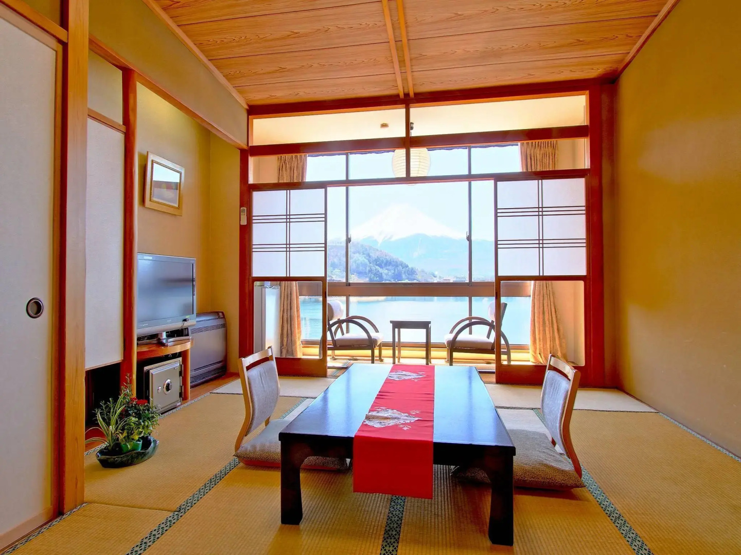 Kawaguchiko Hotel New Century