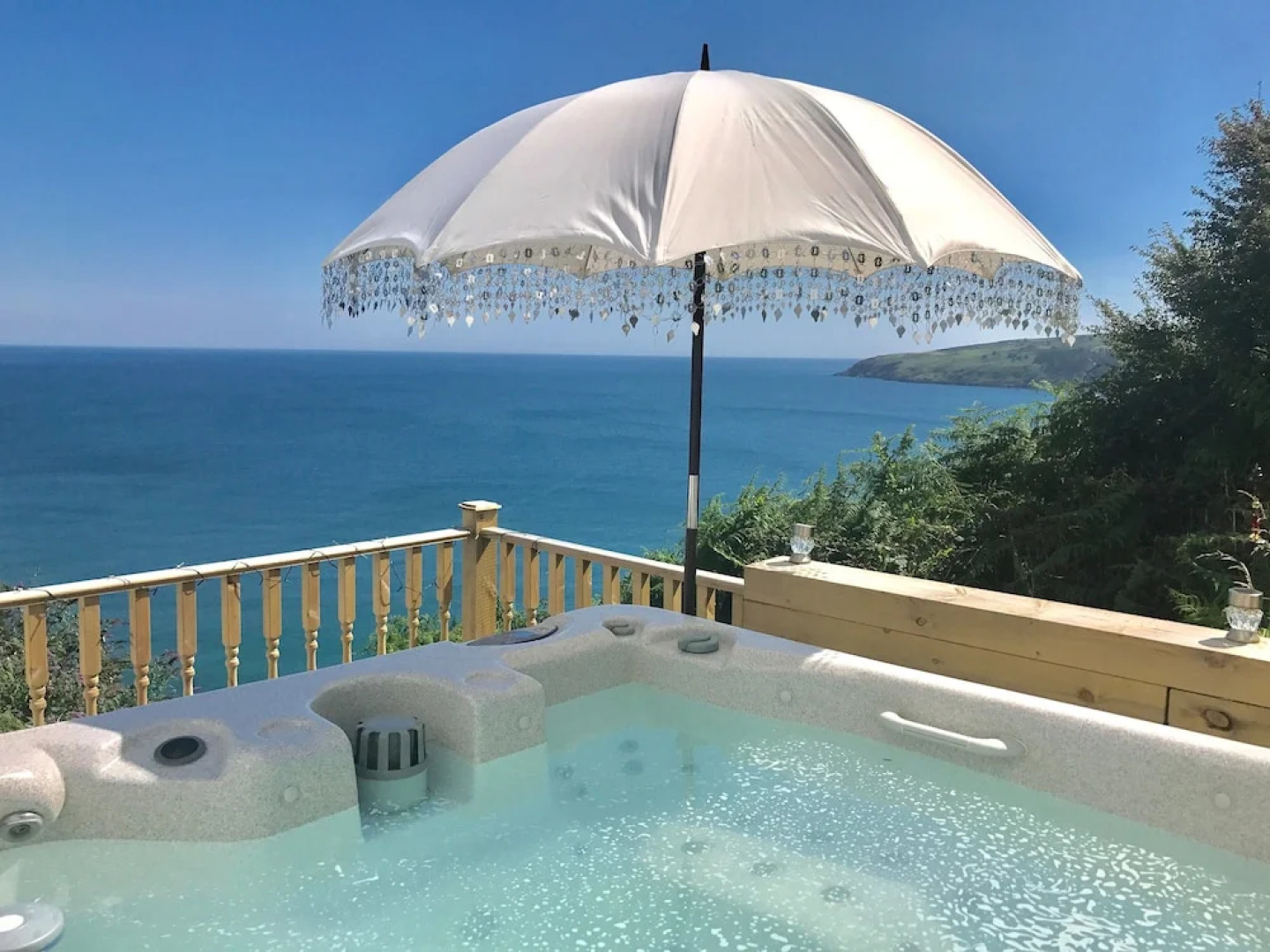 Seascape by Platinum Retreats