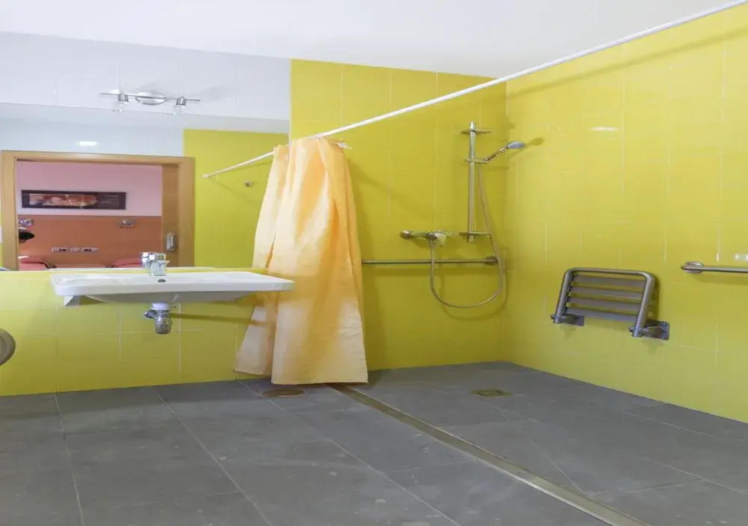 Albergue Inturjoven Constantina