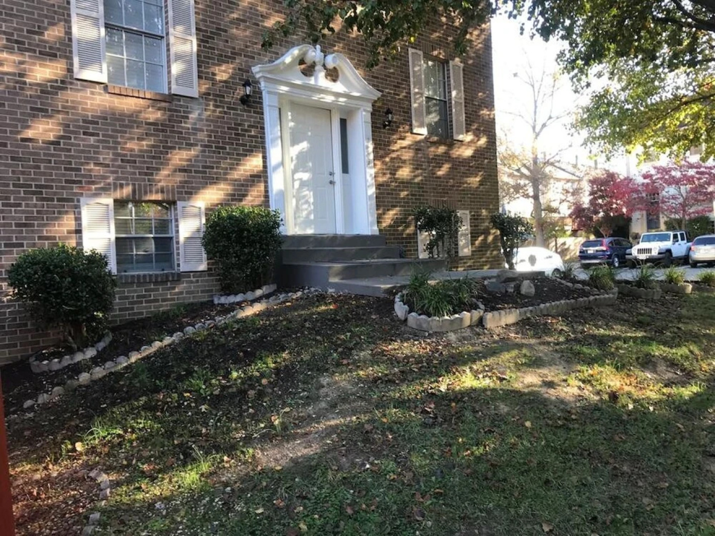 Room in House - Modern Executive Master Bedroom