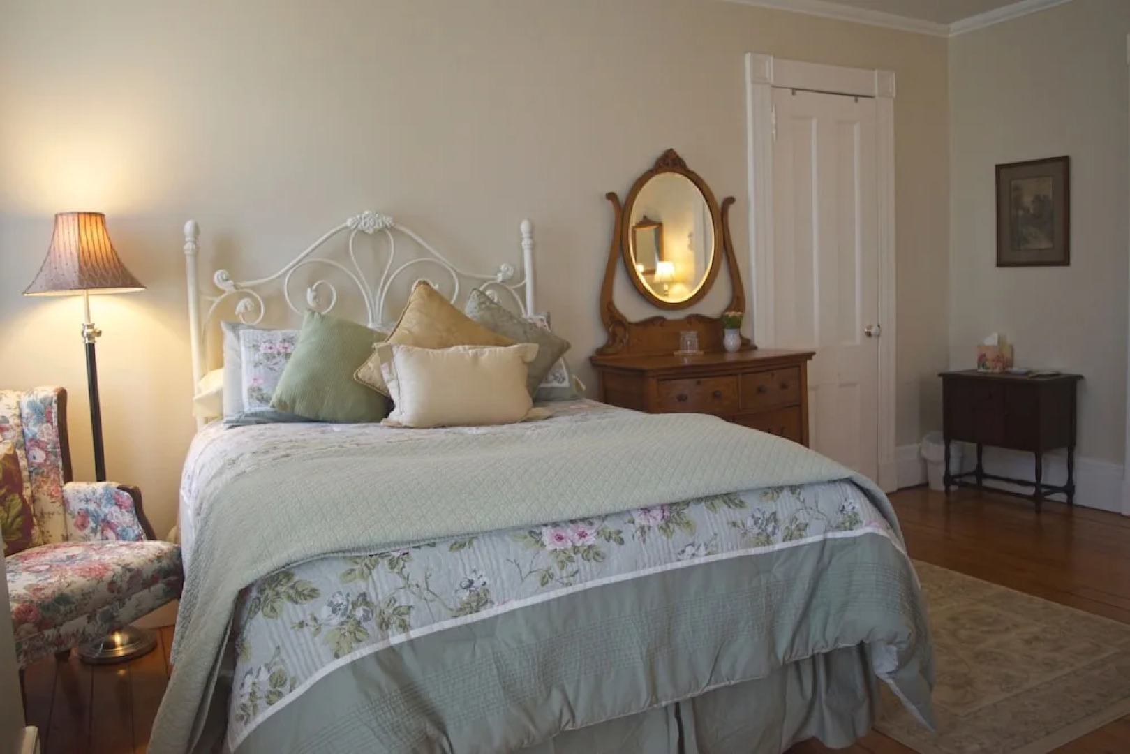 The Pawling House Bed & Breakfast
