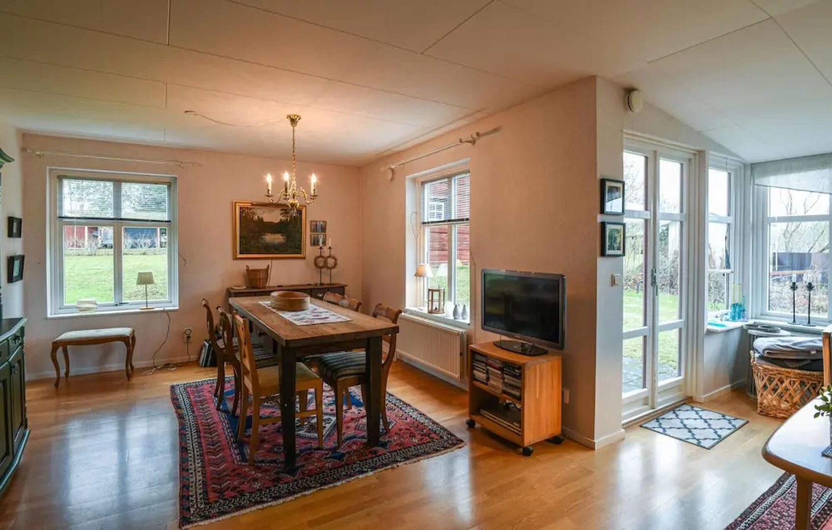 Stunning Home in Sjötorp With 3 Bedrooms and Wifi