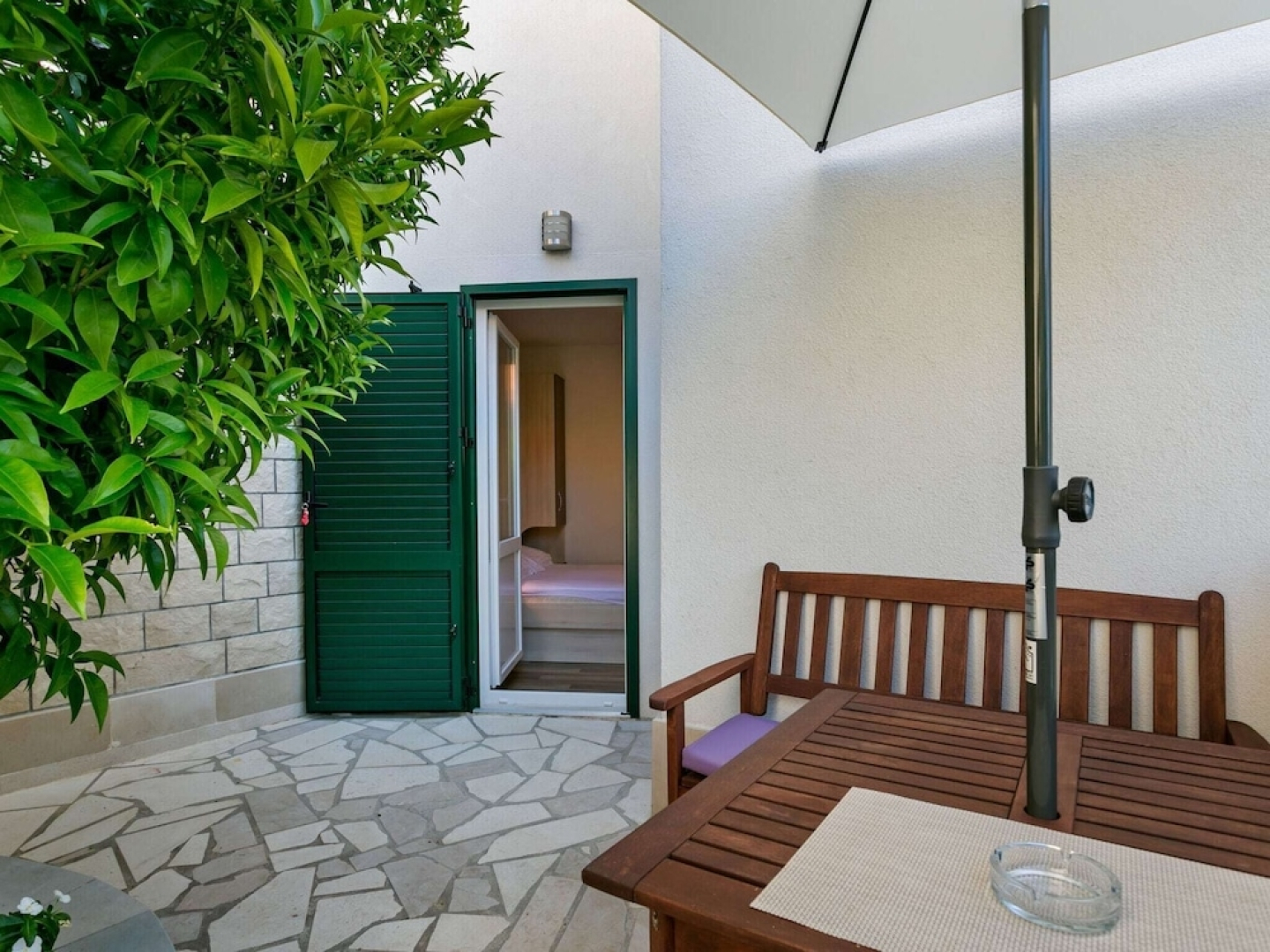 Simplistic Apartment in Drvenik near Beach Lučica