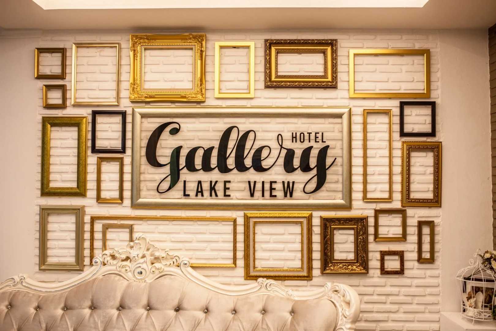 Gallery Lake View Hotel