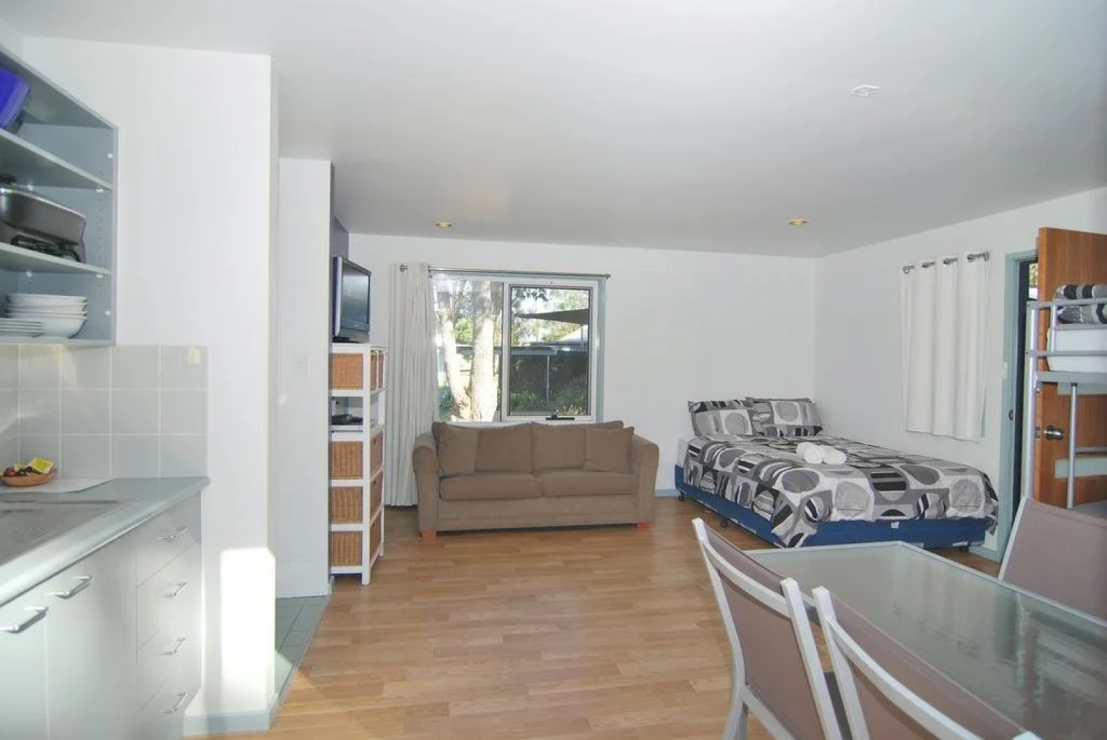 Huskisson Holiday Motel Cabins