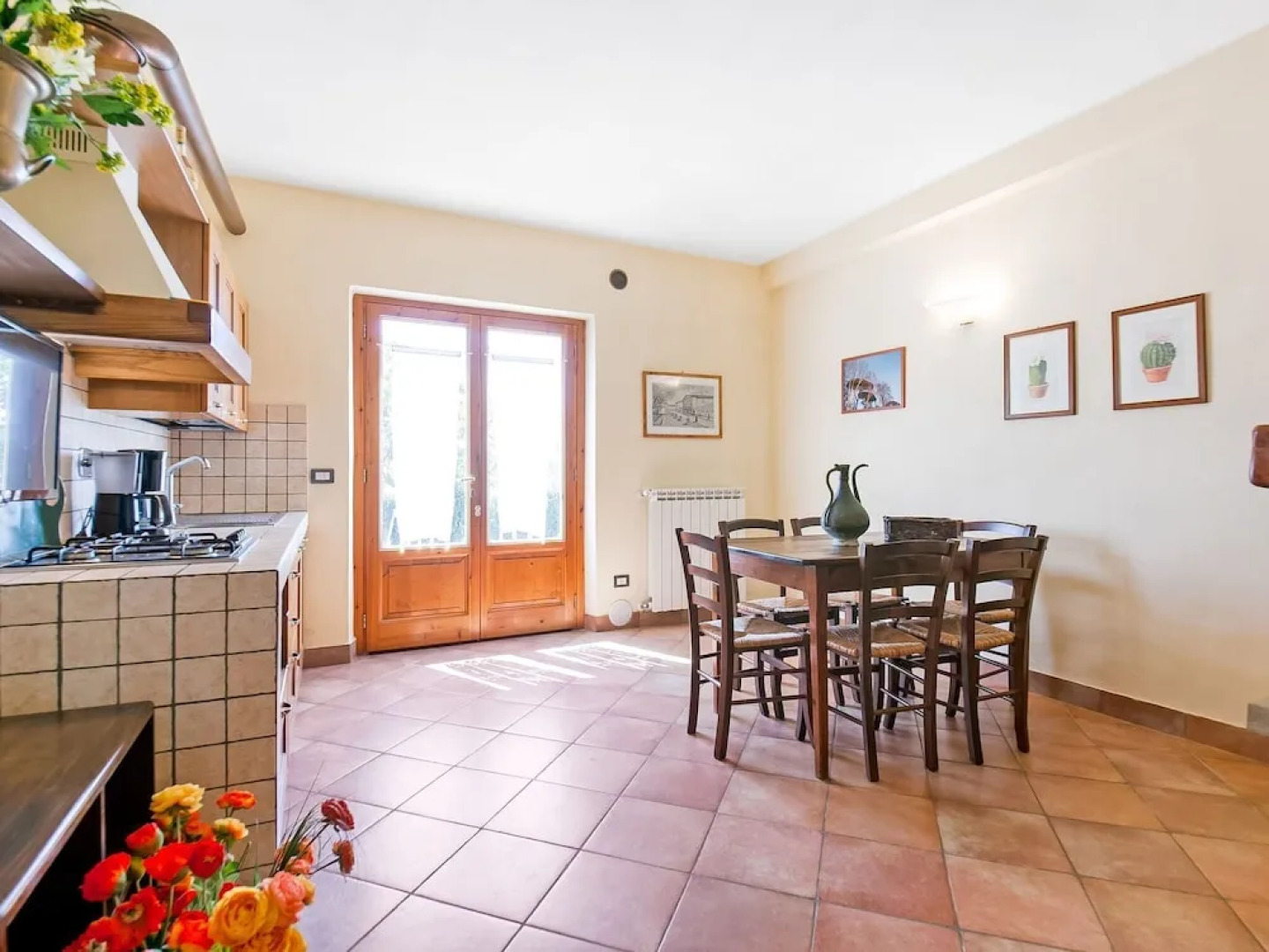 Cozy Holiday Home in Lamporecchio with Swimming Pool