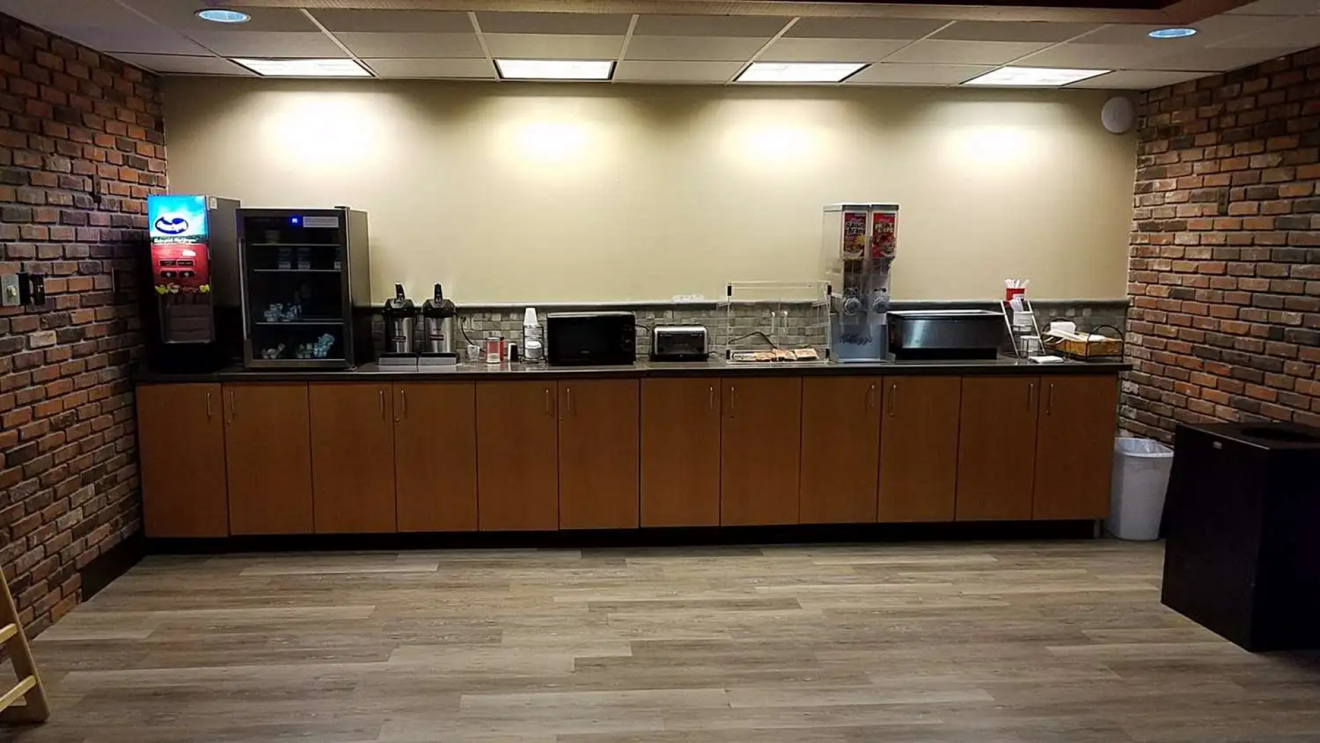 SureStay Plus Hotel by Best Western St. Louis Airport
