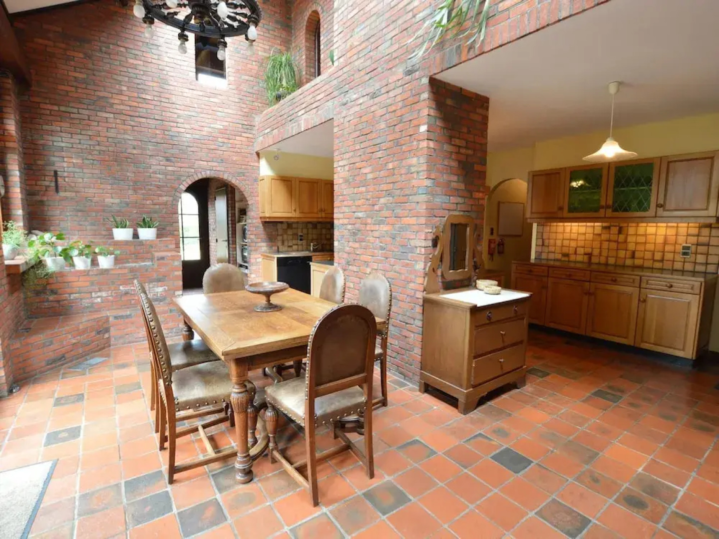 Lovely, Original Home With Large Garden in the Centre of Merksplas