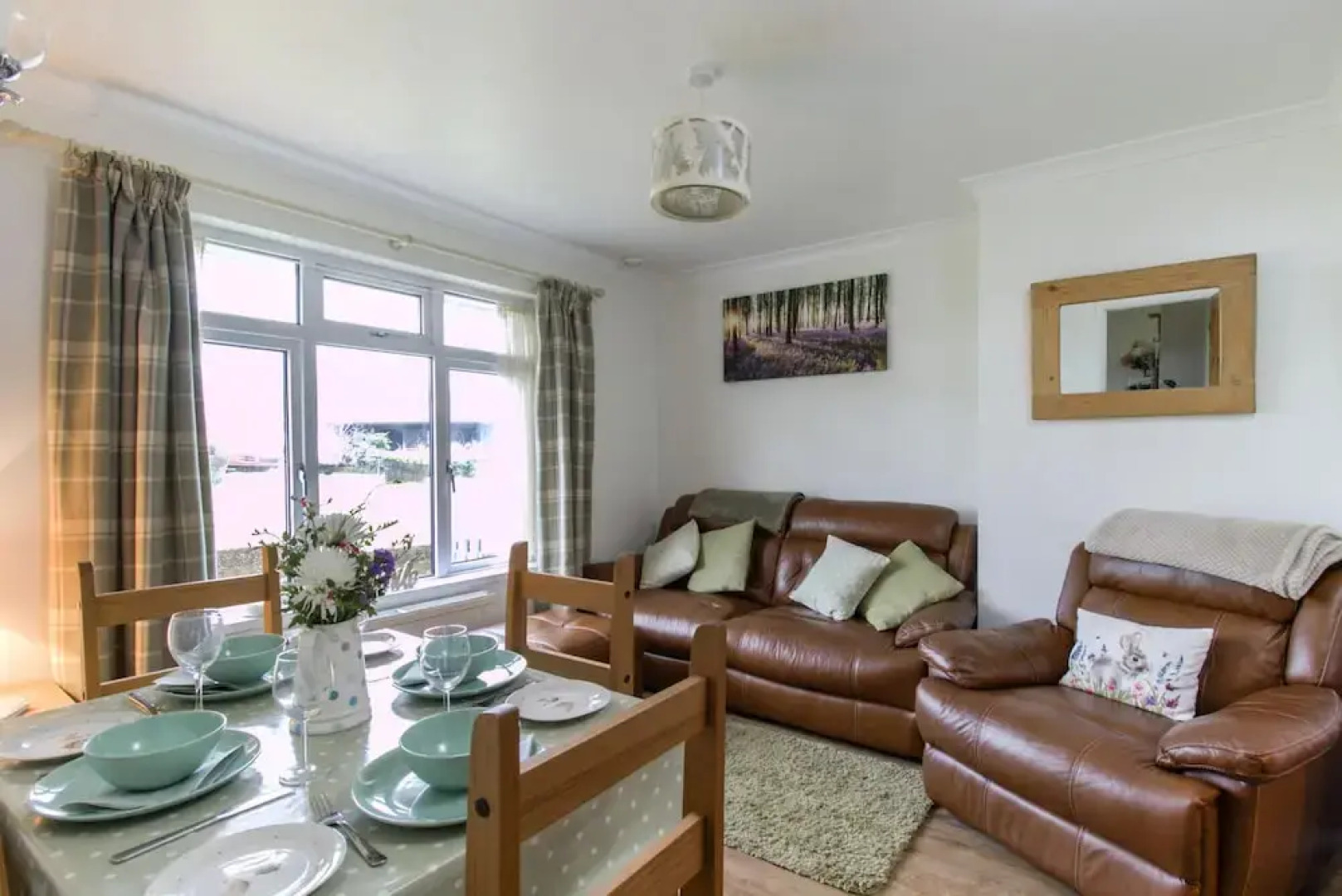 Queen Bower Farm Lodge