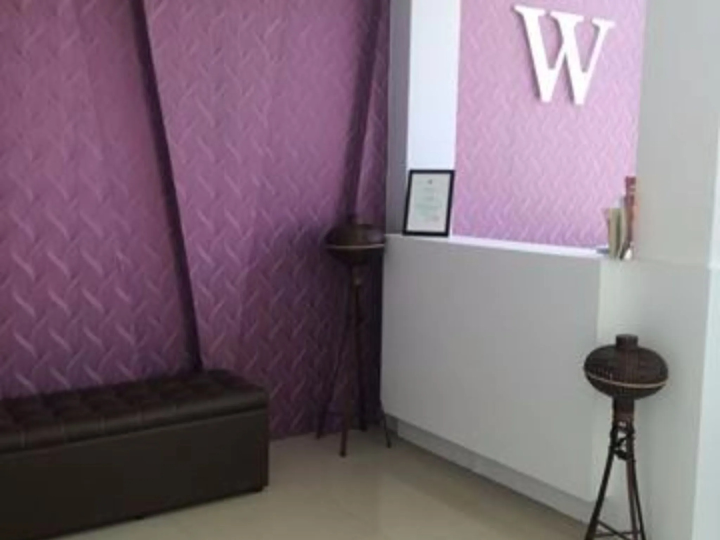 White Ville Apartment