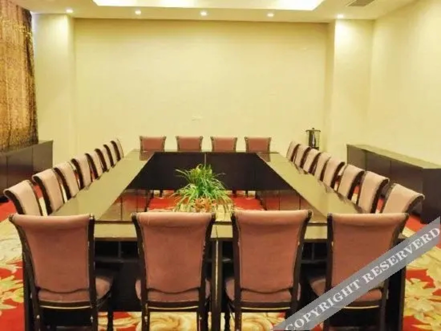 Dynasty International Hotel