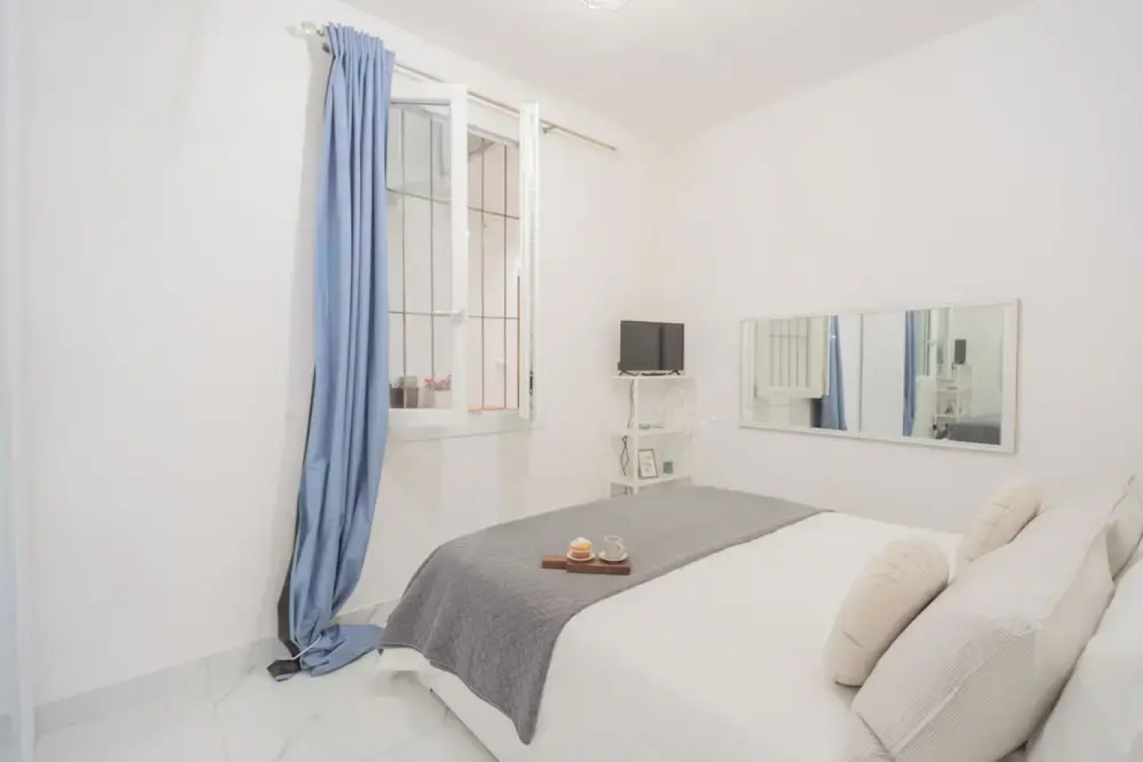 Luce Apartment by Rent all Como