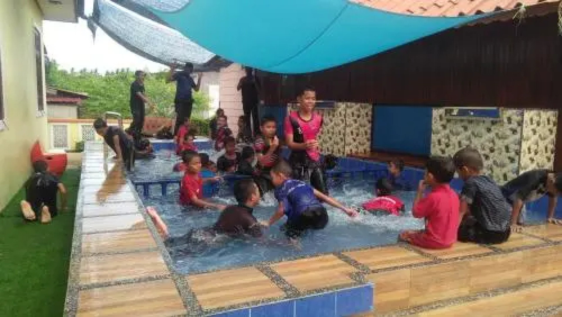 HOMESTAY Kb Wakaf Kayu