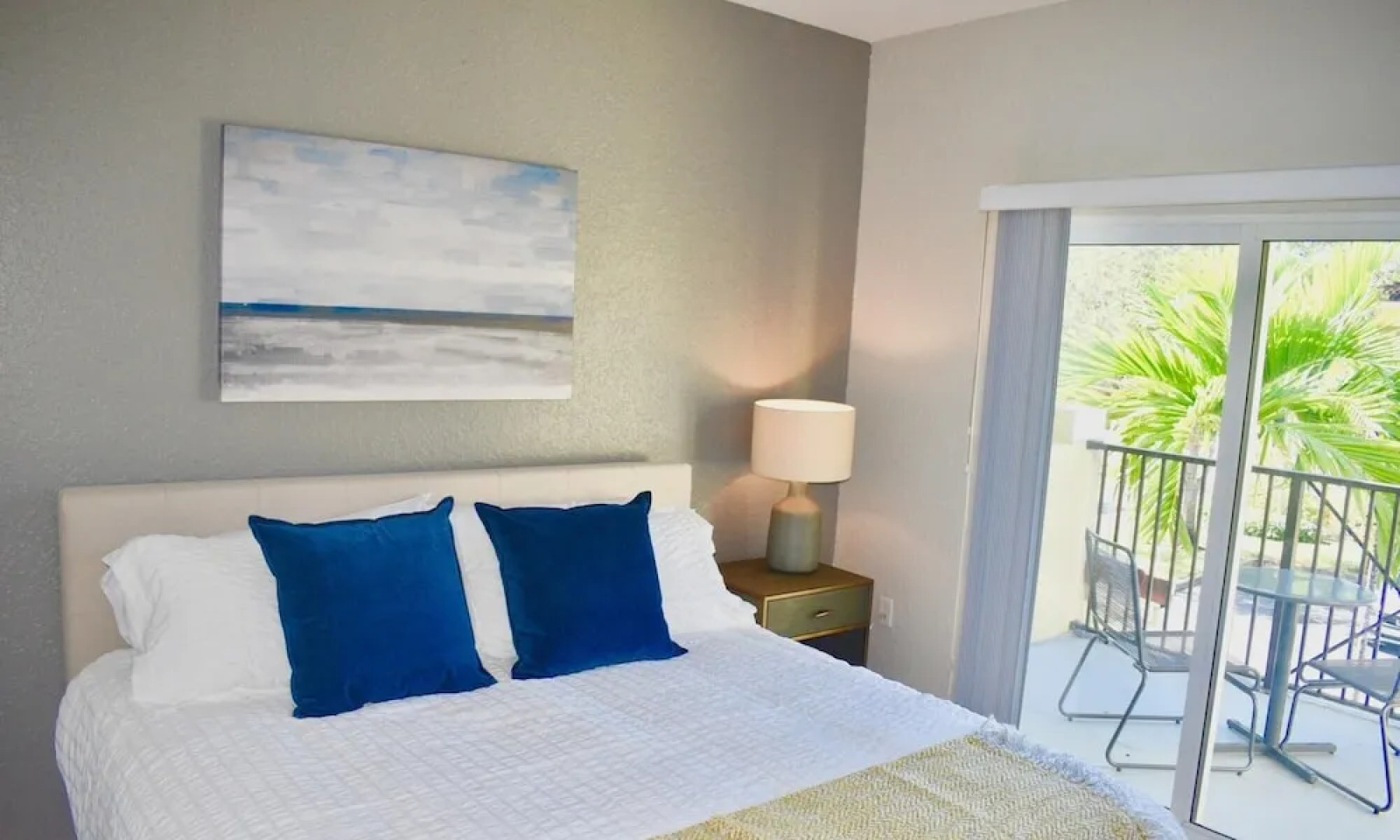 Landing Modern Apartment With Amazing Amenities Id5223