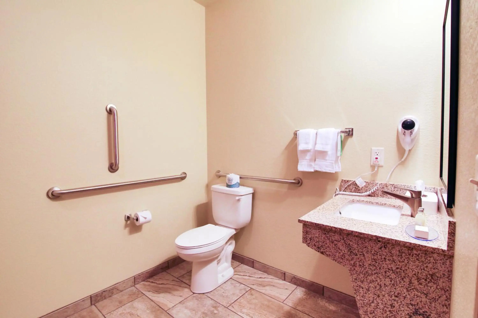 Cobblestone Hotel & Suites – Devils Lake